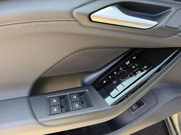 AUDI A6 Avant e-tron (2026) — foto 3 van 15