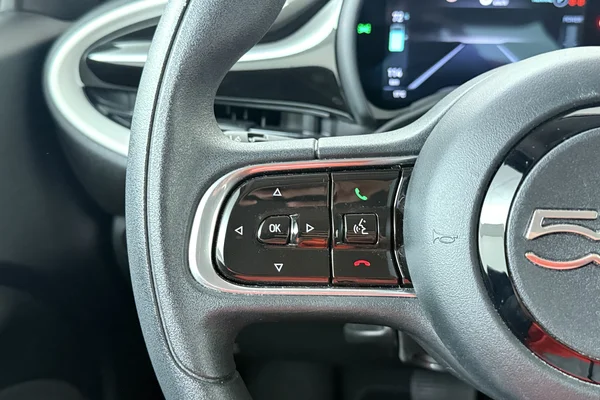 Fiat E-500 (2024) — foto 5 van 22