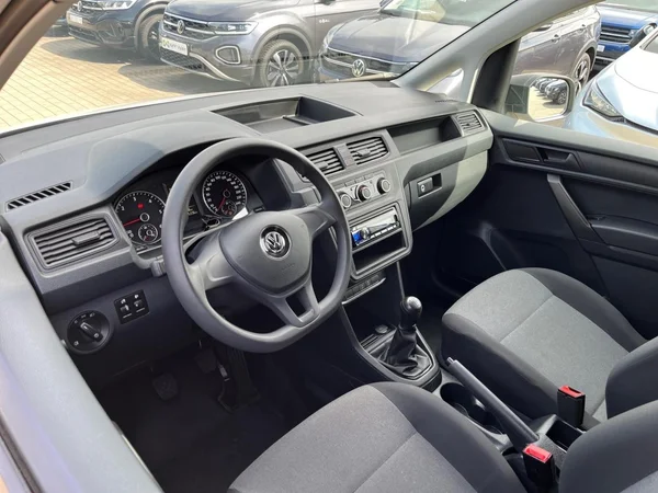 VOLKSWAGEN Caddy Van Dsl (2020) — foto 15 van 17