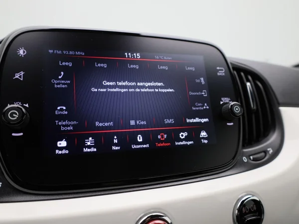 Fiat 500C (2023) — foto 19 van 40