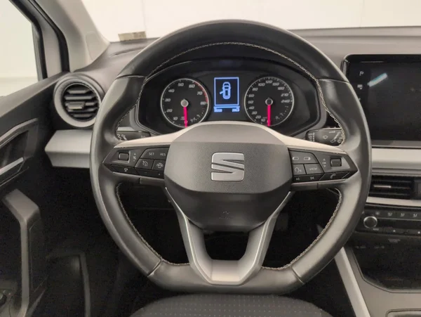 Seat Arona (2022) — foto 6 van 28