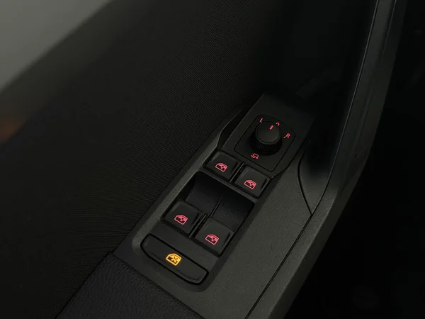 SEAT Arona (2020) — foto 19 van 27