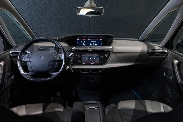 Citroën C4 Spacetourer (2020) — foto 8 van 32