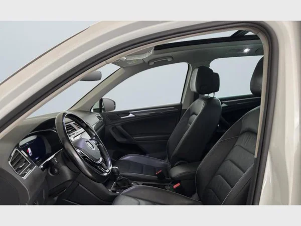 Volkswagen Tiguan (2019) — foto 24 van 24