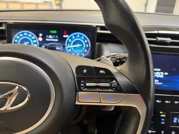 HYUNDAI Tucson (2021) — foto 13 van 33
