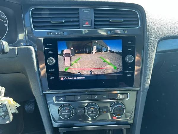 VOLKSWAGEN Golf VII (2018) — foto 18 van 18