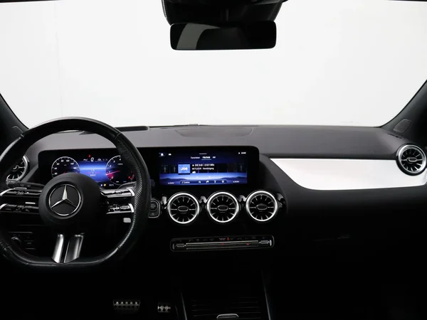 Mercedes-Benz B-Klasse (2023) — foto 18 van 32