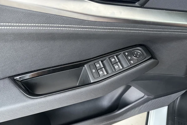 Renault Austral (2026) — foto 9 van 19