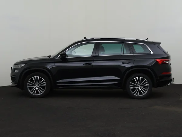 SKODA Kodiaq (2022) — foto 12 van 33