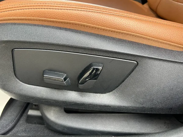 Bmw 518 (2019) — foto 10 van 26