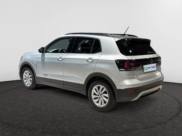 VOLKSWAGEN T-Cross (2024) — foto 16 van 18