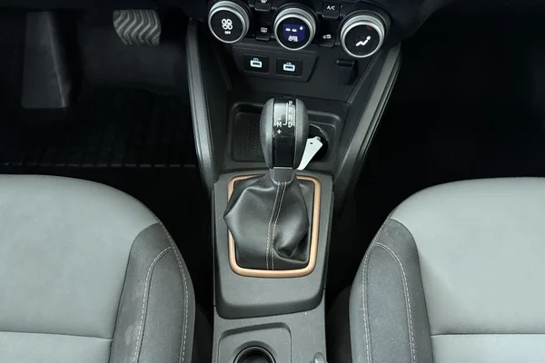 Dacia Duster (2024) — foto 4 van 21