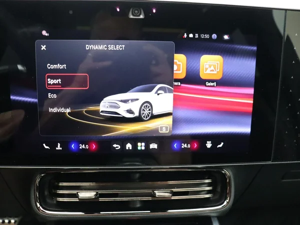 Mercedes-Benz CLA (2025) — foto 21 van 32
