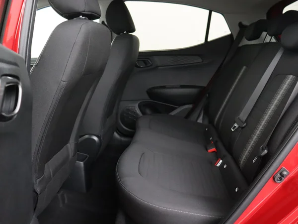 HYUNDAI i10 (2025) — foto 5 van 25