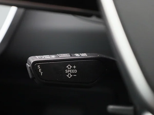 Audi A6 (2022) — foto 13 van 45
