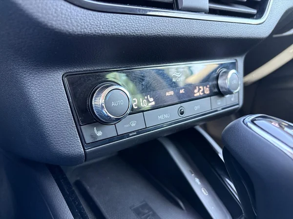 SKODA Kamiq (2023) — foto 5 van 15