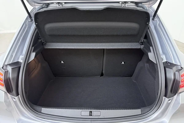 Peugeot 208 (2025) — foto 15 van 19