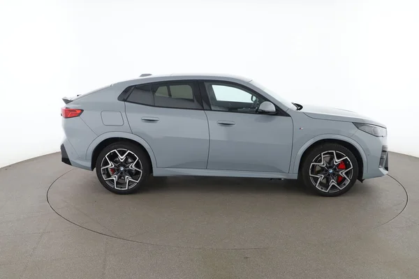 BMW X2 (2025) — foto 13 van 16