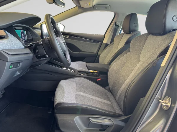 SKODA Octavia Combi (2026) — foto 2 van 24