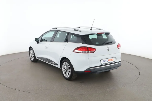 Renault Clio (2017) — foto 10 van 16
