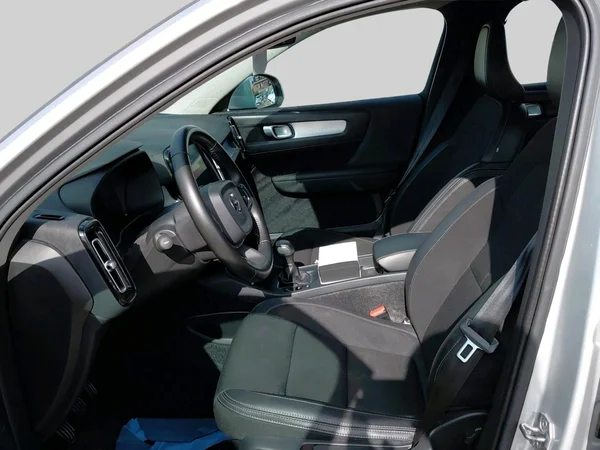 Volvo XC40 (2018) — foto 14 van 15