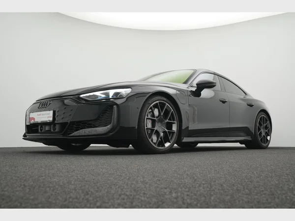 AUDI RS e-tron GT (2024) — foto 33 van 38