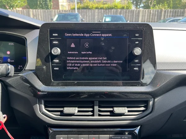 VOLKSWAGEN T-Cross (2025) — foto 5 van 24