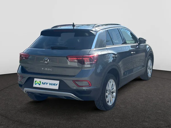 VOLKSWAGEN T-Roc (2022) — foto 13 van 17