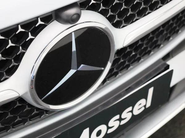 Mercedes-Benz C-Klasse (2025) — foto 36 van 50