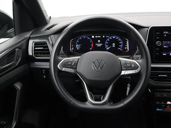 Volkswagen T-Cross (2025) — foto 6 van 26