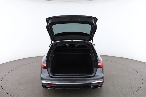 Audi A4 (2020) — foto 7 van 16