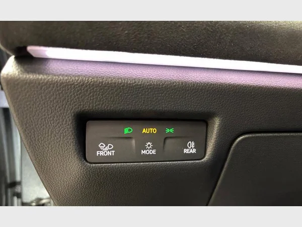 Volkswagen Passat Variant (2024) — foto 22 van 38