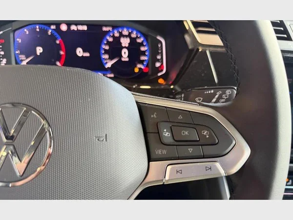 VOLKSWAGEN Touran (2026) — foto 7 van 22