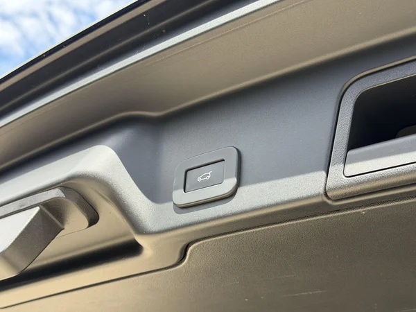 Land Rover Range Rover Evoque (2023) — foto 11 van 22