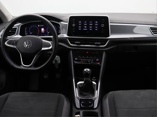 VOLKSWAGEN T-Roc (2025) — foto 15 van 15