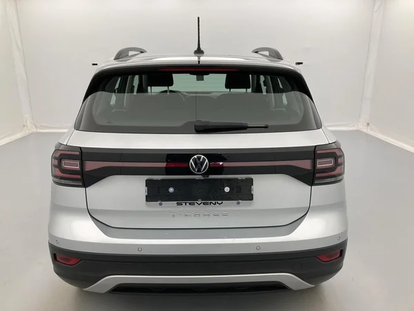 VOLKSWAGEN T-Cross (2024) — foto 25 van 36