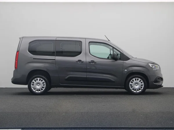 OPEL Combo Life MWB (2021) — foto 18 van 20
