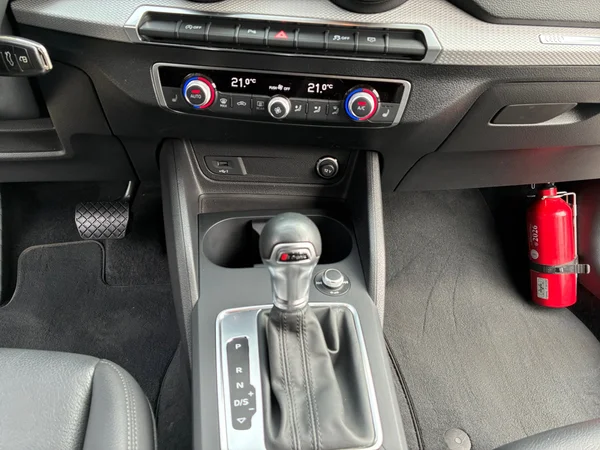 AUDI Q2 (2020) — foto 2 van 24