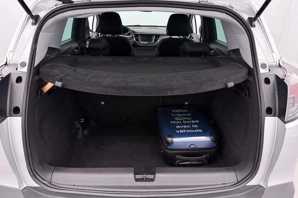 Opel Crossland (2023) — foto 5 van 28