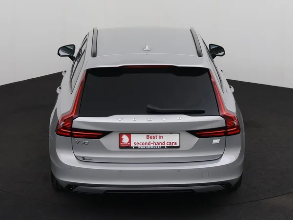 VOLVO V90 (2024) — foto 31 van 34
