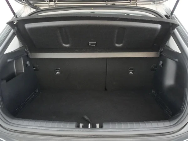 Kia Stonic (2025) — foto 8 van 21