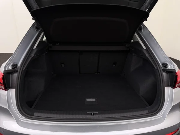 AUDI Q3 (2022) — foto 8 van 28