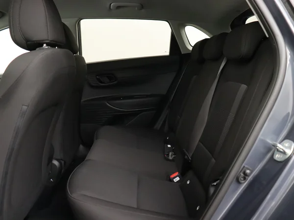 HYUNDAI i20 (2025) — foto 5 van 27