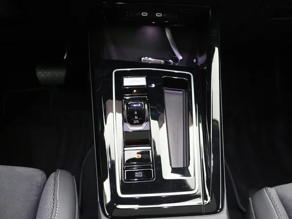 VOLKSWAGEN Golf VIII eHybrid (PHEV) (2026) — foto 4 van 22