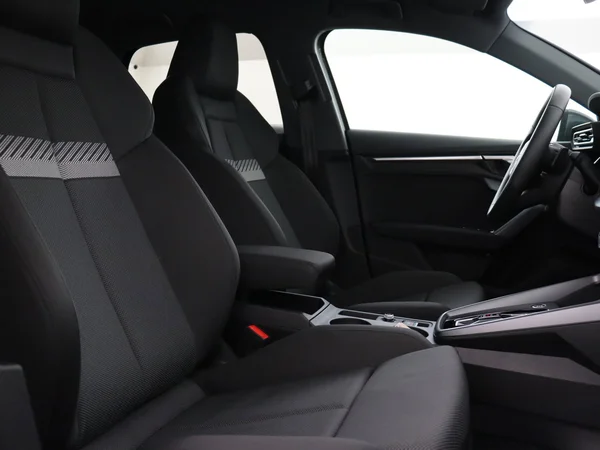 AUDI A3 Sportback (2025) — foto 18 van 18