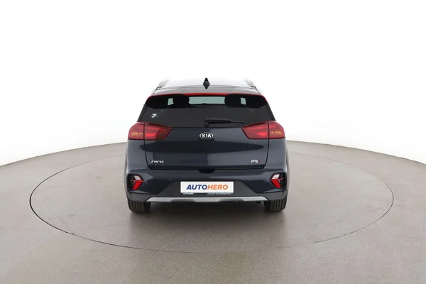 Kia Niro (2020) — foto 11 van 16