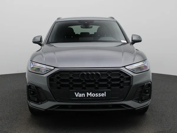 Audi Q5 (2023) — foto 23 van 44