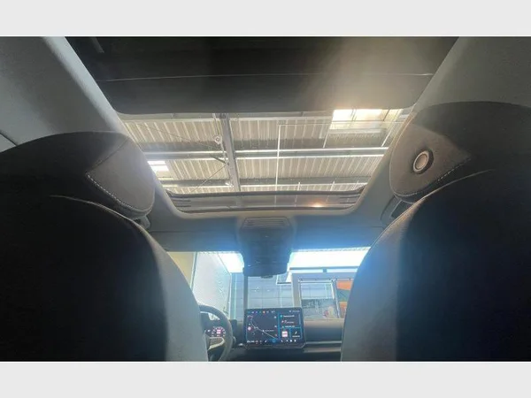 VOLKSWAGEN T-Roc (2026) — foto 17 van 28