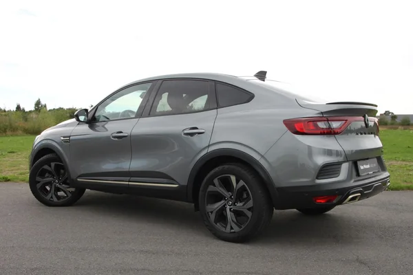 Renault Arkana (2023) — foto 40 van 41