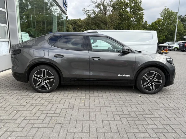Ford Capri (2024) — foto 20 van 26
